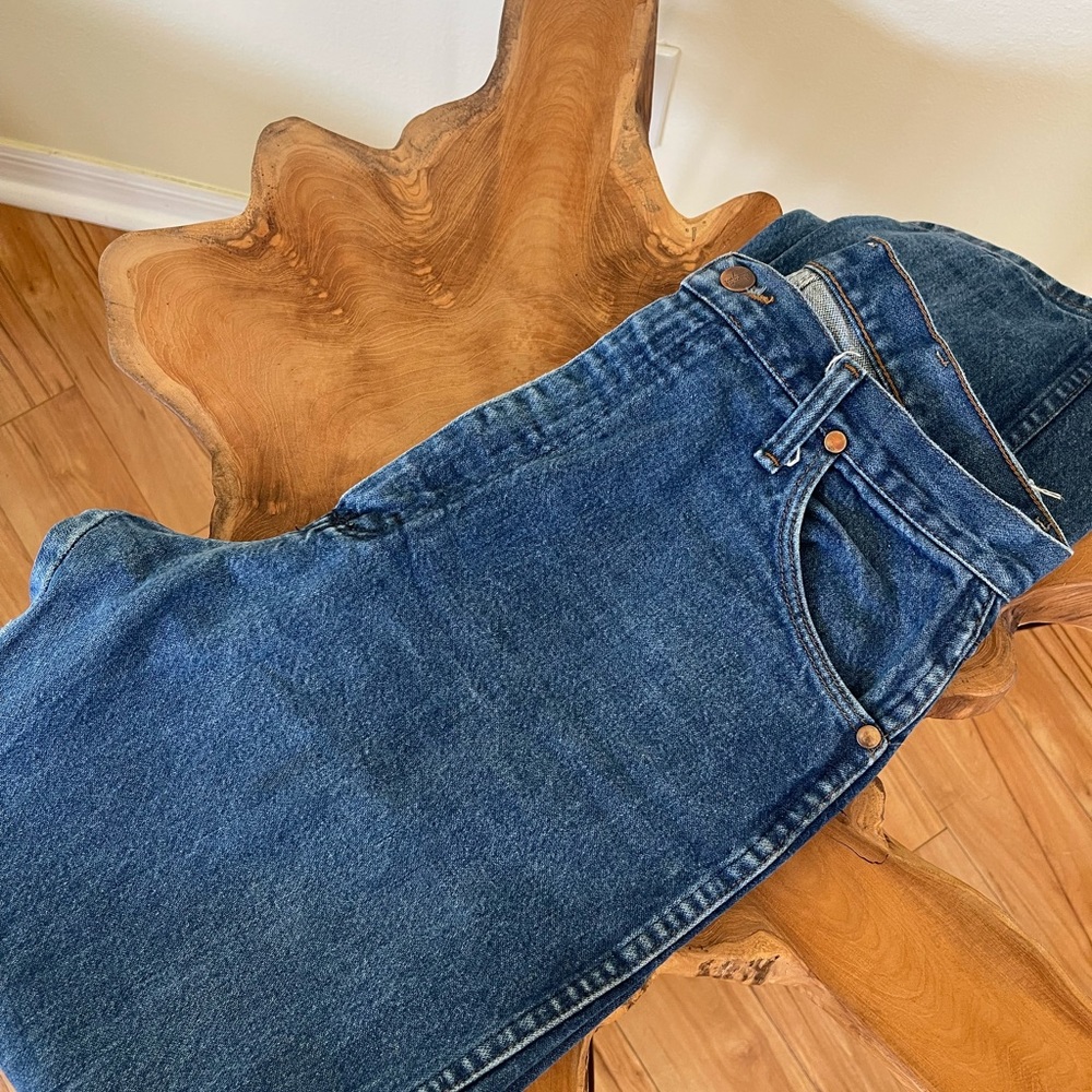 Women’s Cowboy dark blue Wrangler jeans size 13 x 36